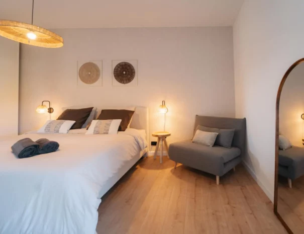 la-vieille-tour-hotton-chambre-boheme-11