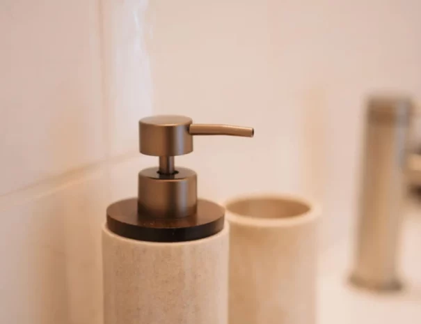 la-vieille-tour-hotton-chambre-boheme-7