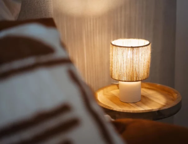 la-vieille-tour-hotton-chambre-terre-de-sienne-4